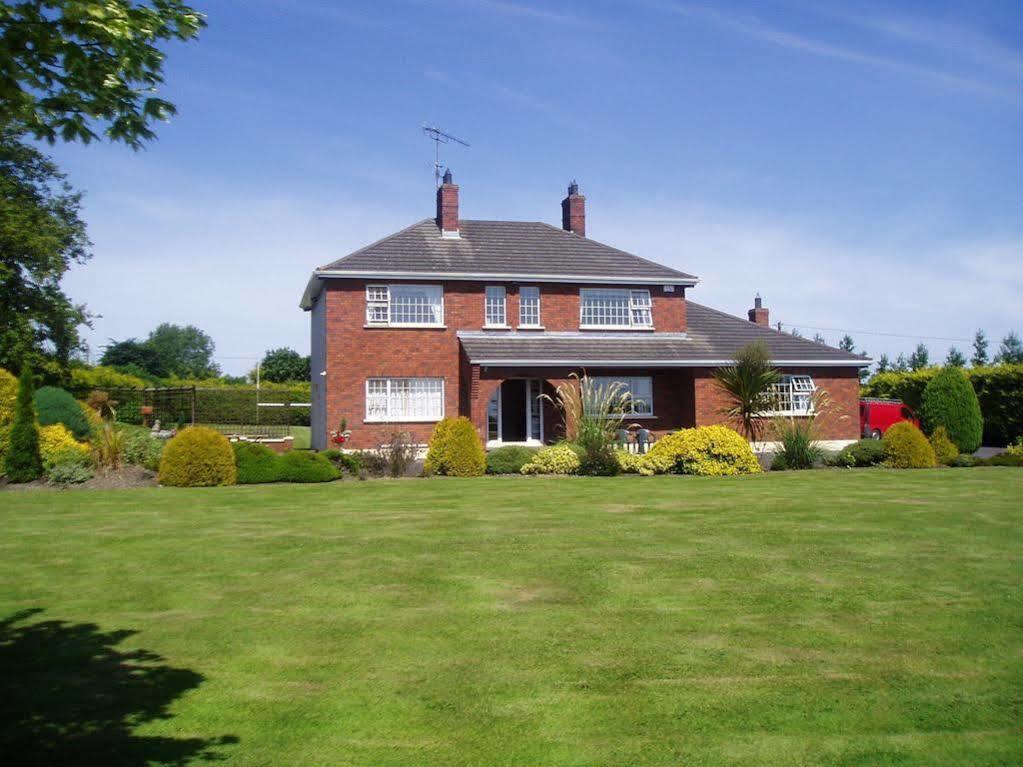 Meadow View B&B Navan Exterior photo